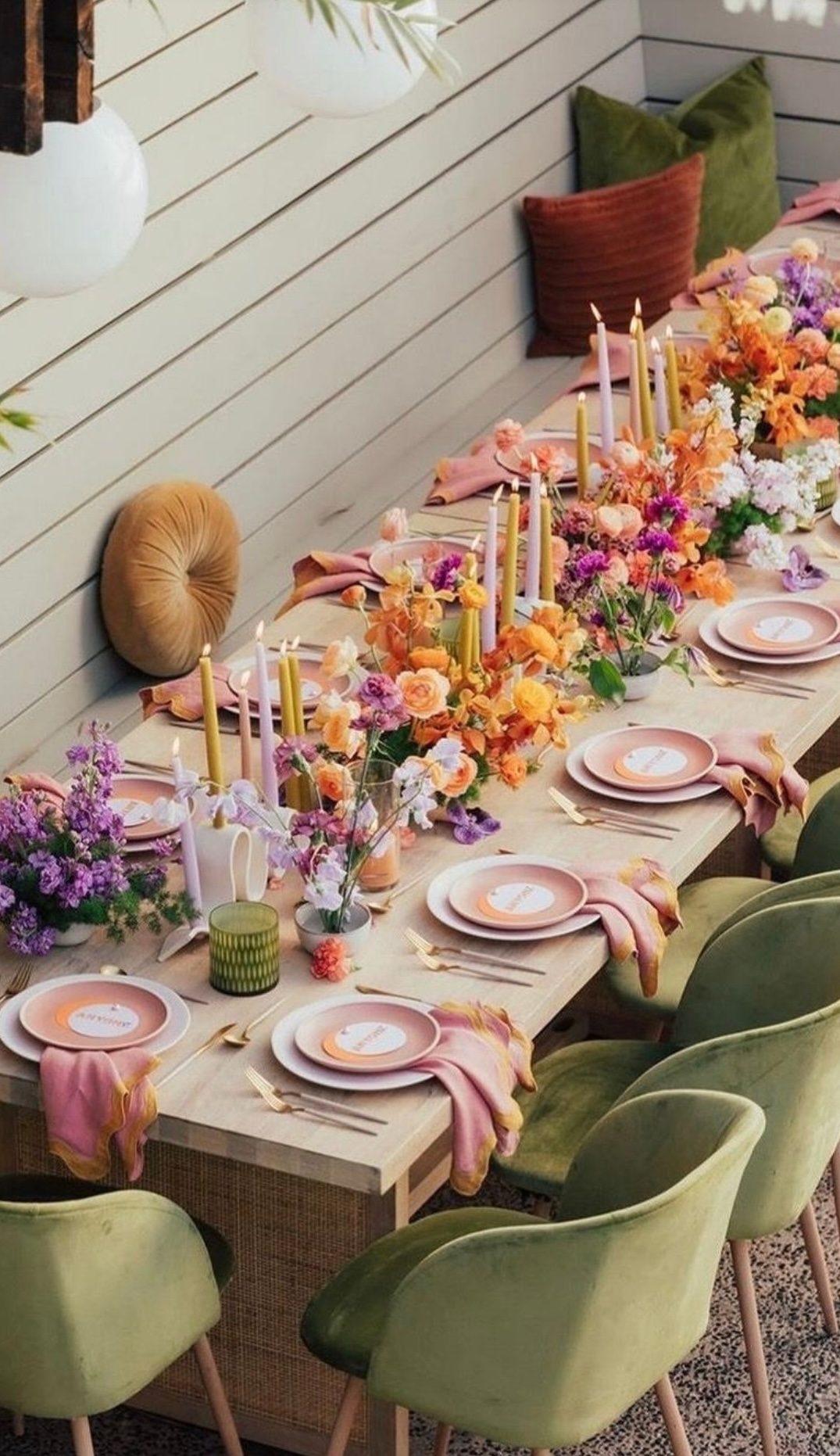 Elegant dining table setup
